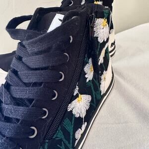 Rocket Dog Women's Jazzin Zip Hi Top Canvas Shoes Size 11 Casual Sneakers NWT